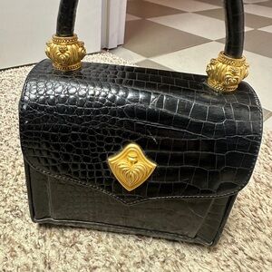 Luxurious Black Crocodile Pattern Shoulder Bag with Gold Details